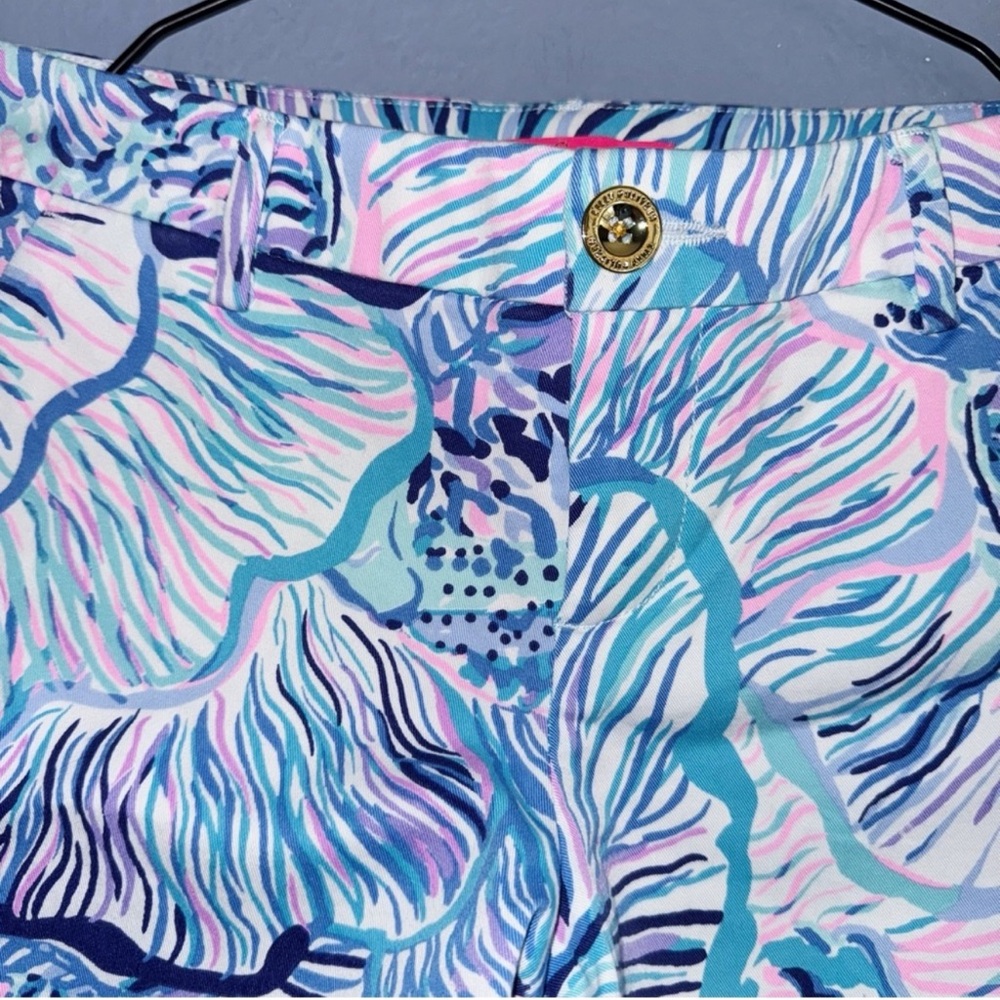 Lilly Pulitzer CALLAHAN STRETCH SHORT Size 4 - Picture 3 of 7